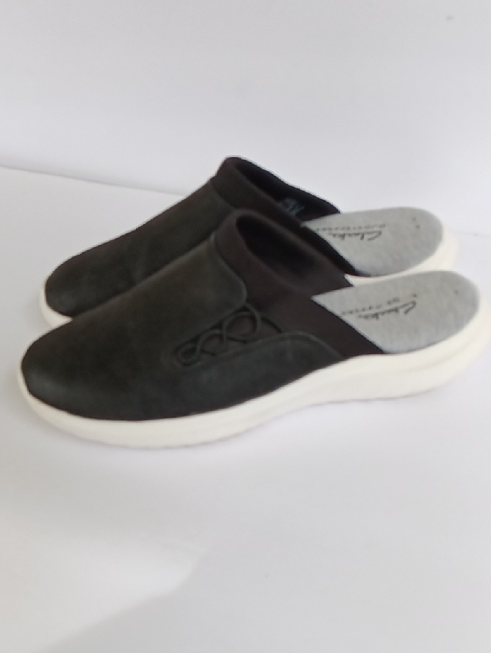 Clark's Wide Cloud Steppers Nova Ease Slip On Mule Size 7 Wide